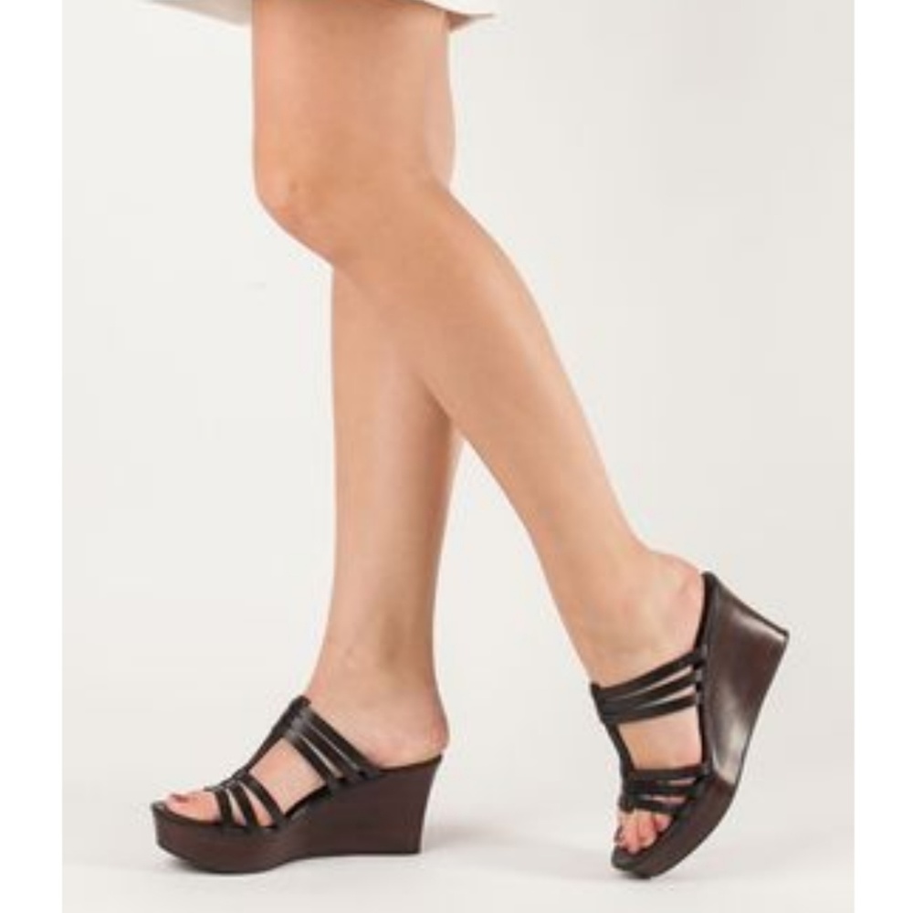 UGG Australia Black Leather Platform Wedge Sandals